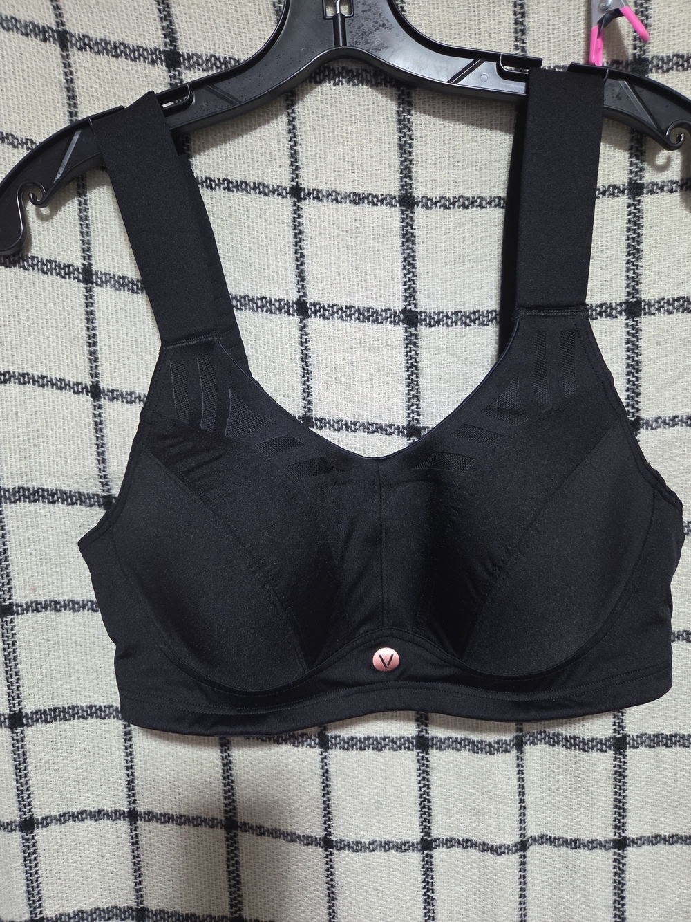 Livi  High Support Sports Bra - Black 36D